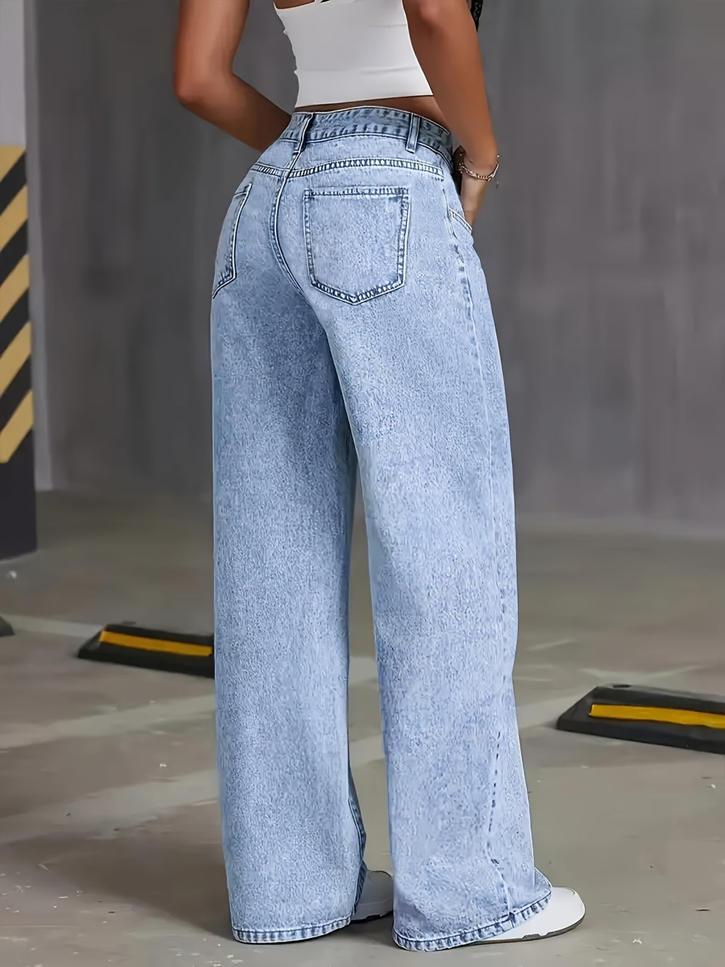 Boutique Straight-Leg Jeans for Easy Styling