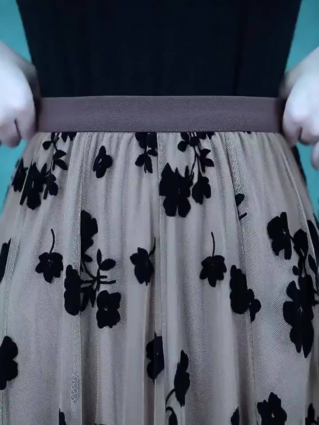 Boutique Floral Skirt for Easy Styling with Floral Print