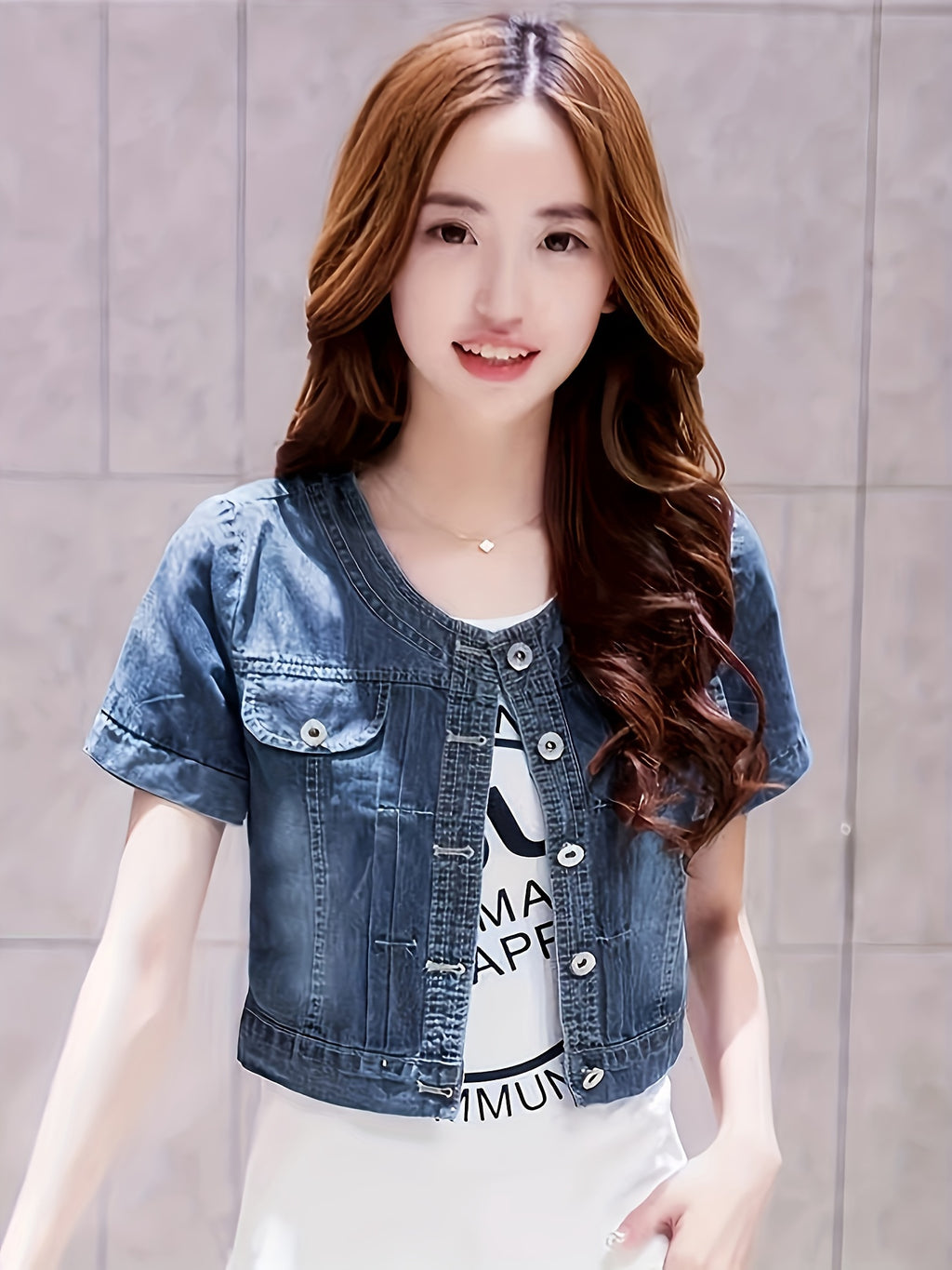 Boutique Cropped Denim Jacket for Easy Styling with Denim Look