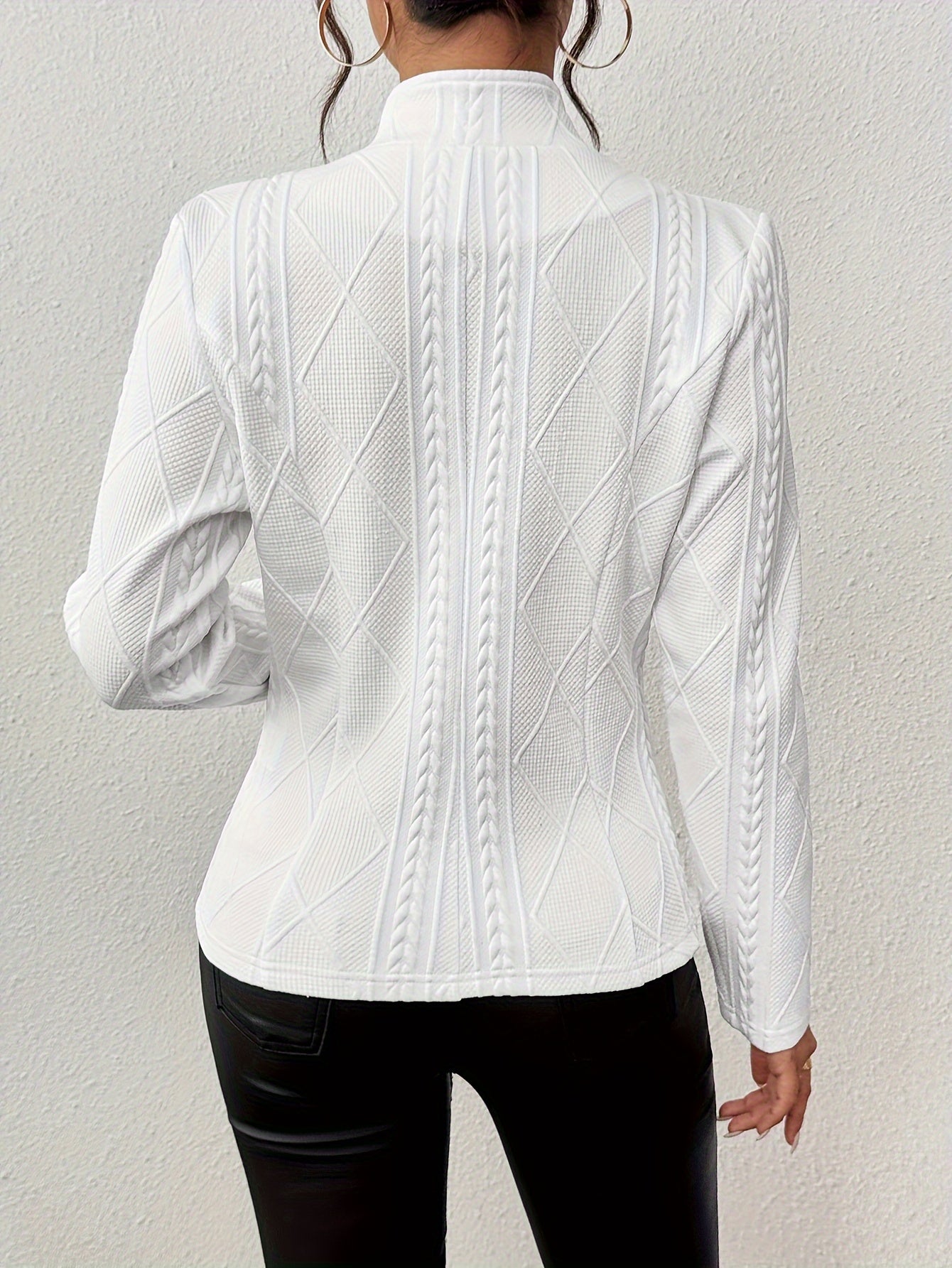 Tailored Blazer with a Refined Everyday Fit with Long Sleeves
