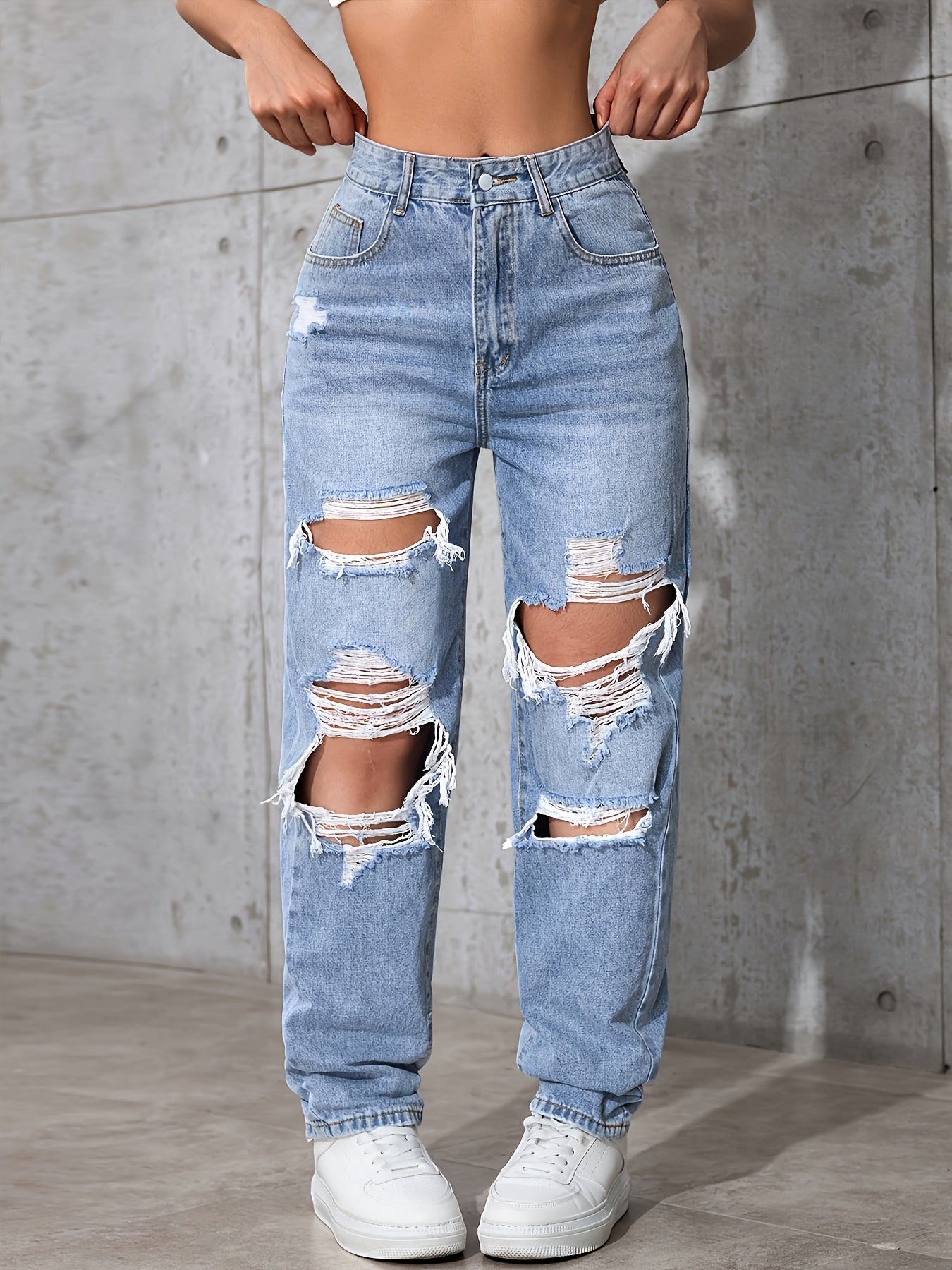 Modern Straight-Leg Jeans for Fresh Wardrobe Looks