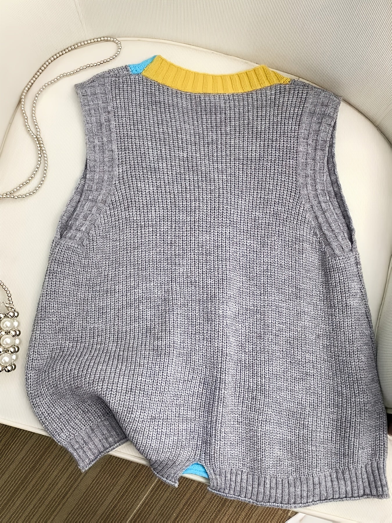 Boutique Knit Vest Top for Easy Styling with V-Neckline
