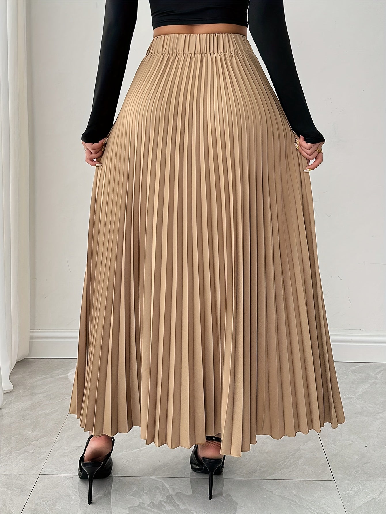 Boutique Pleated Skirt for Easy Styling with Waist Belt