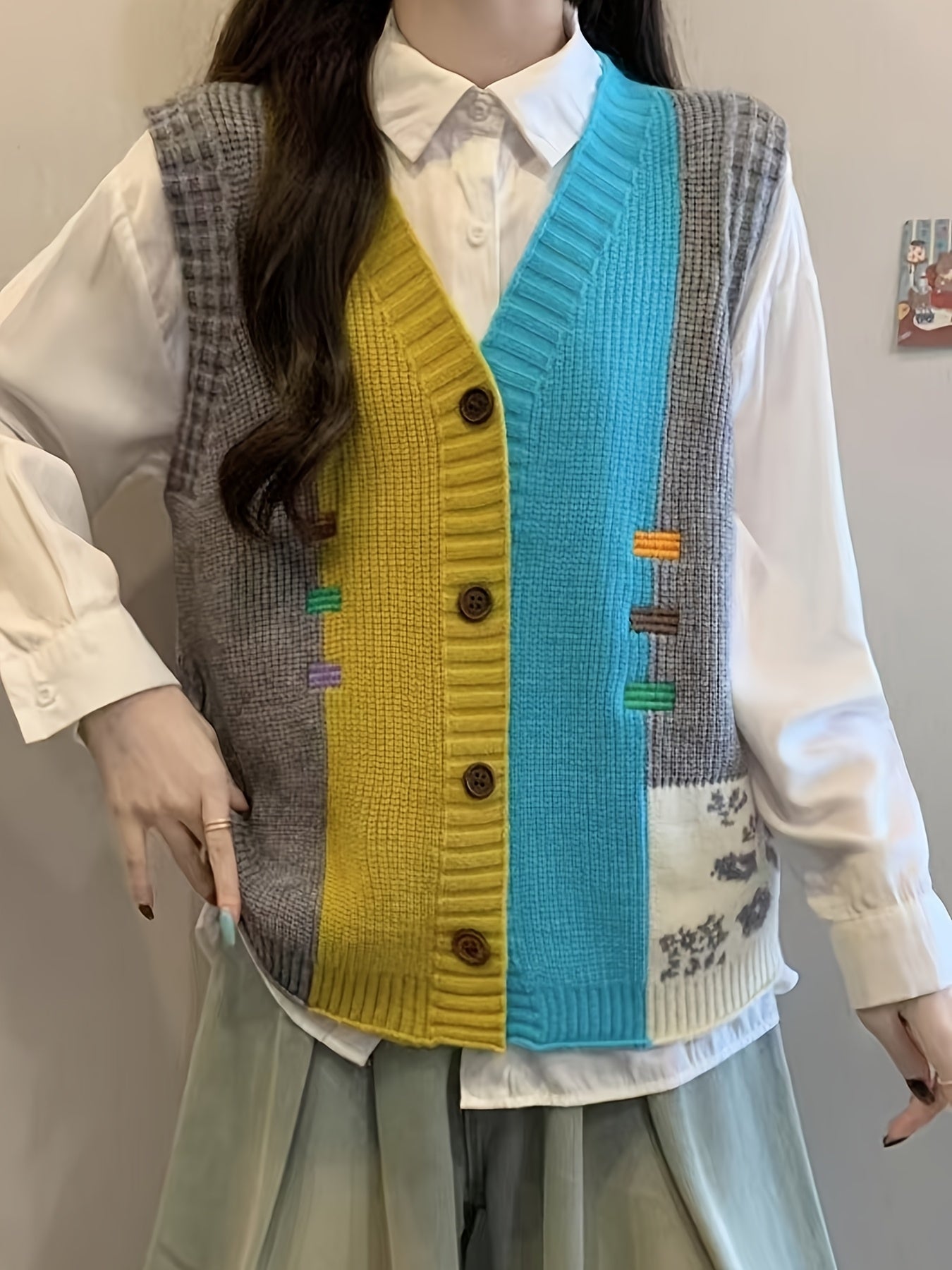 Boutique Knit Vest Top for Easy Styling with V-Neckline