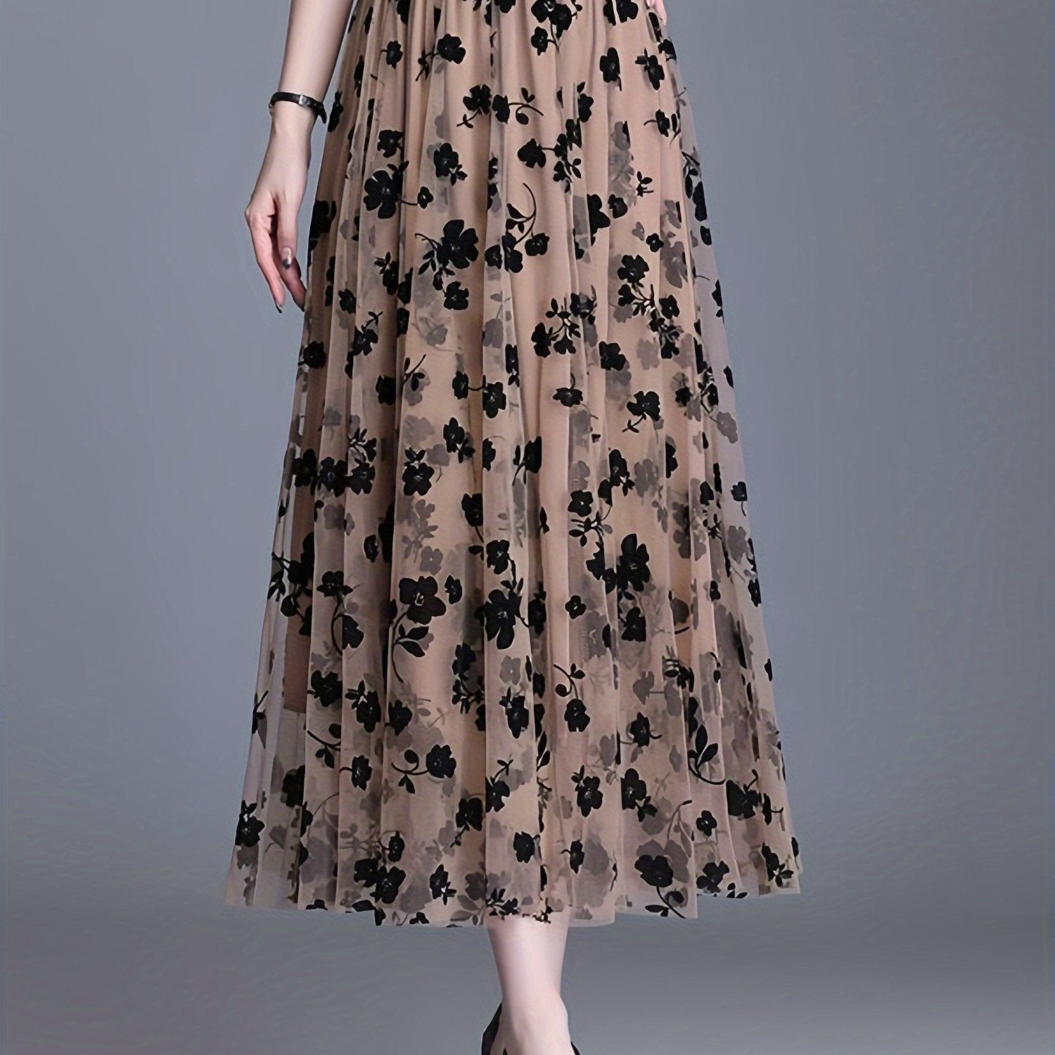 Boutique Floral Skirt for Easy Styling with Floral Print