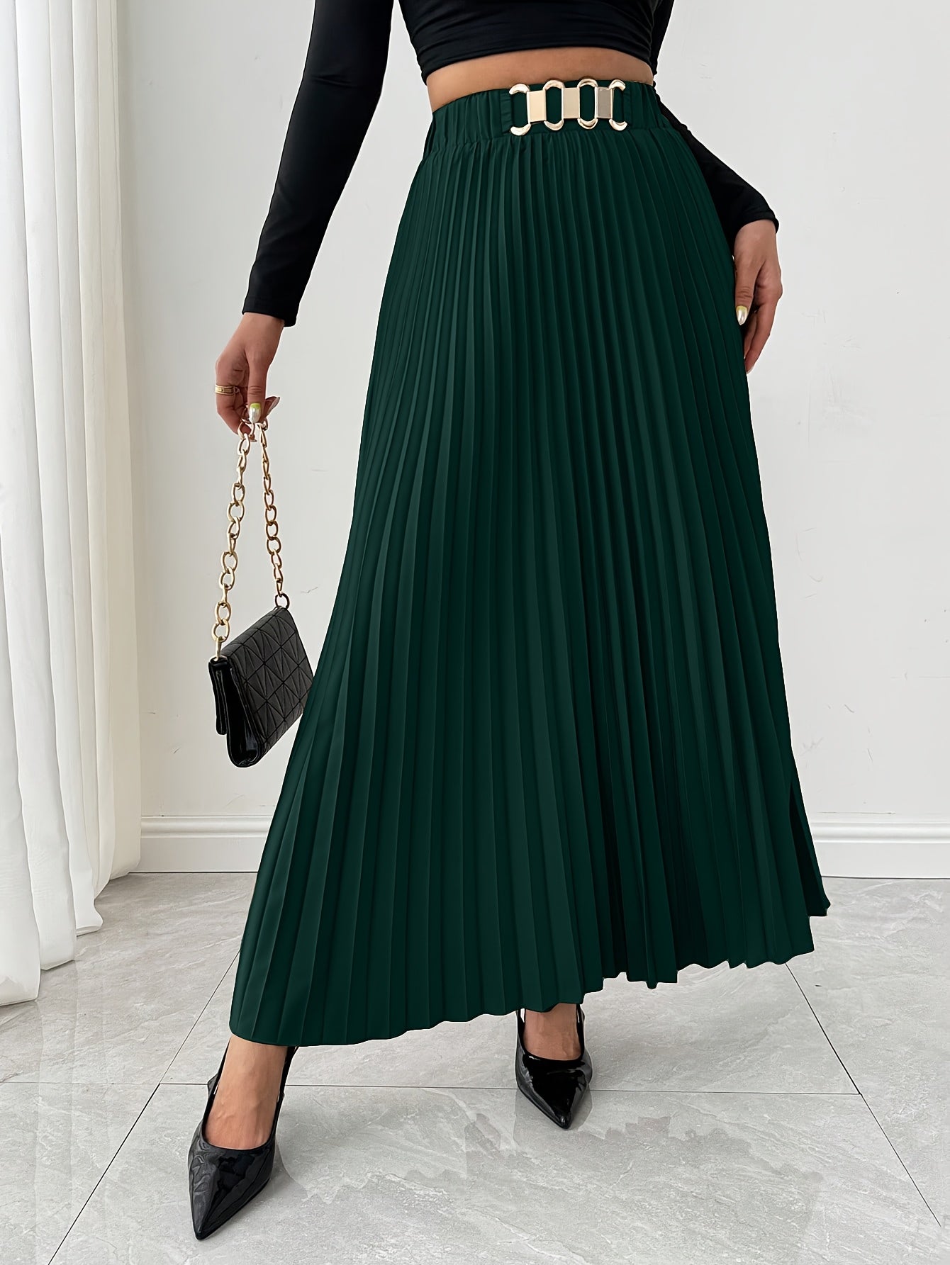 Boutique Pleated Skirt for Easy Styling with Waist Belt