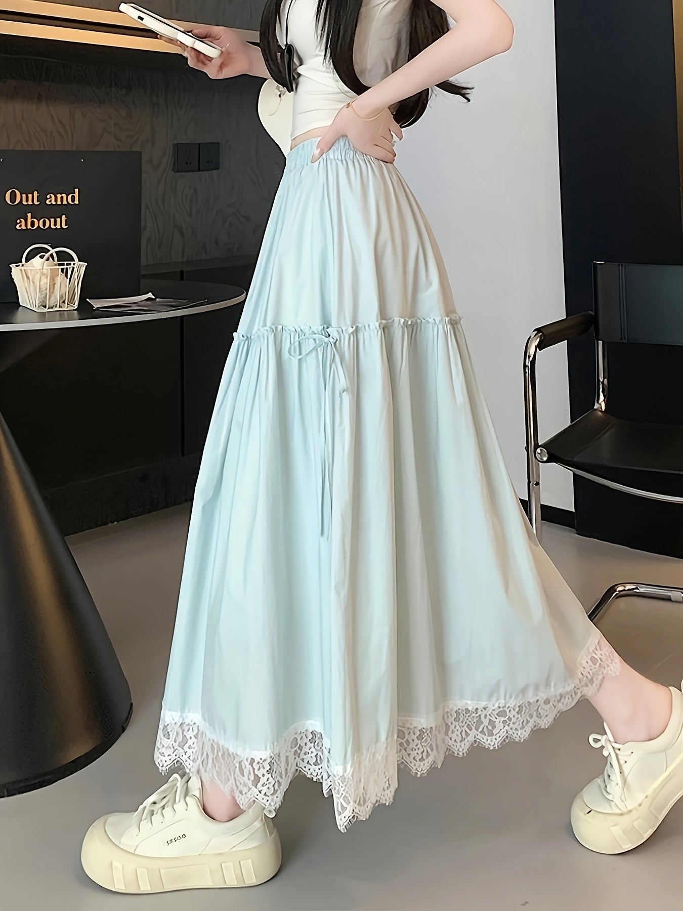 Modern Women’s Skirt for Fresh Wardrobe Looks with Lace Detail