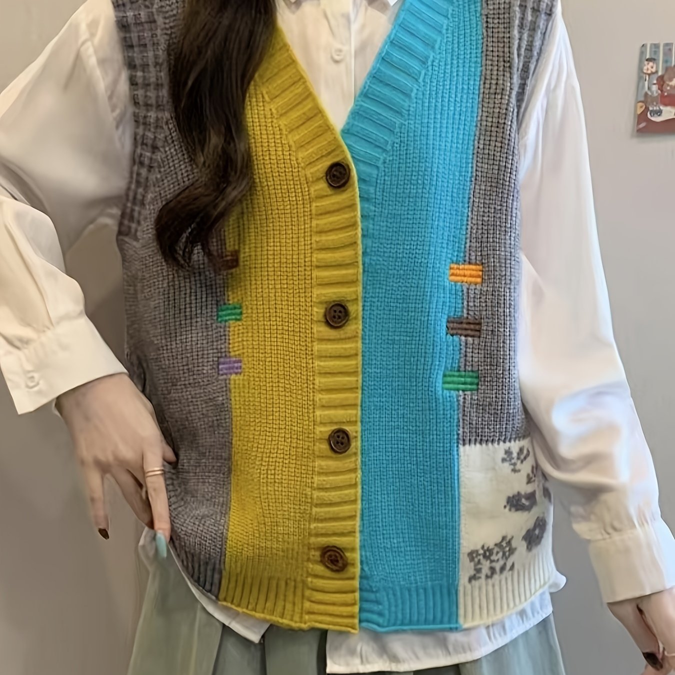 Boutique Knit Vest Top for Easy Styling with V-Neckline