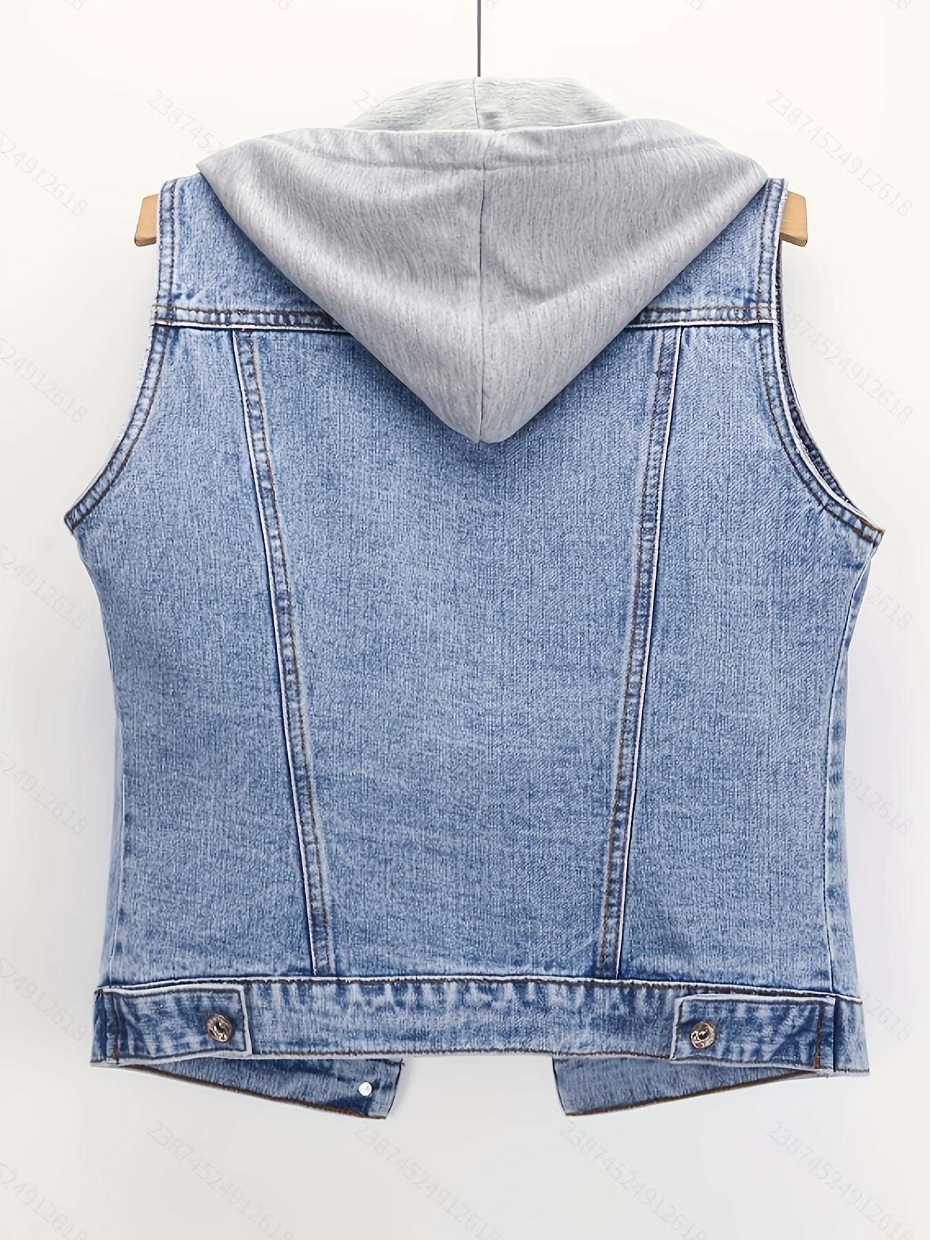 Boutique Hooded Jacket for Easy Styling with Sleeveless Cut
