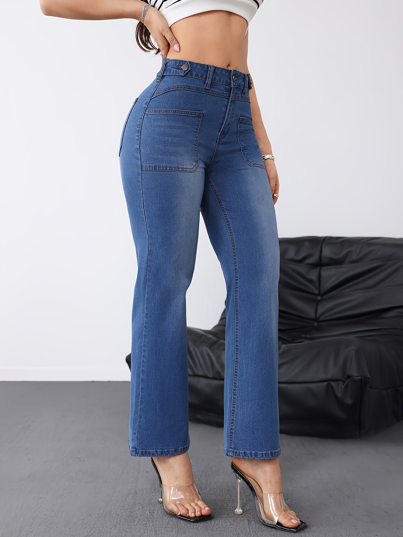 High-Waist Jeans for Polished Boutique Outfits with Denim Look
