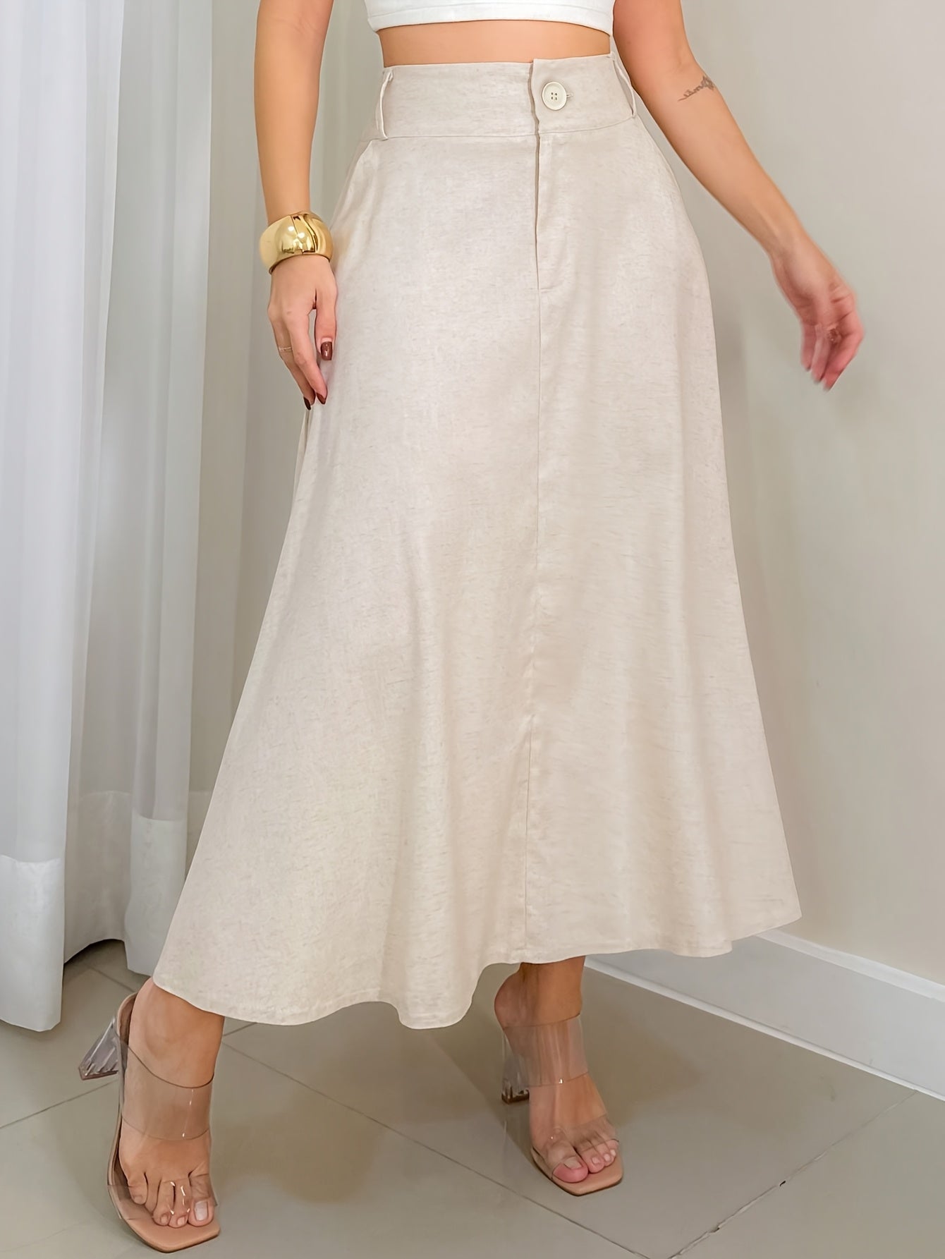 Women’s Skirt with a Refined Everyday Fit with Easy Styling