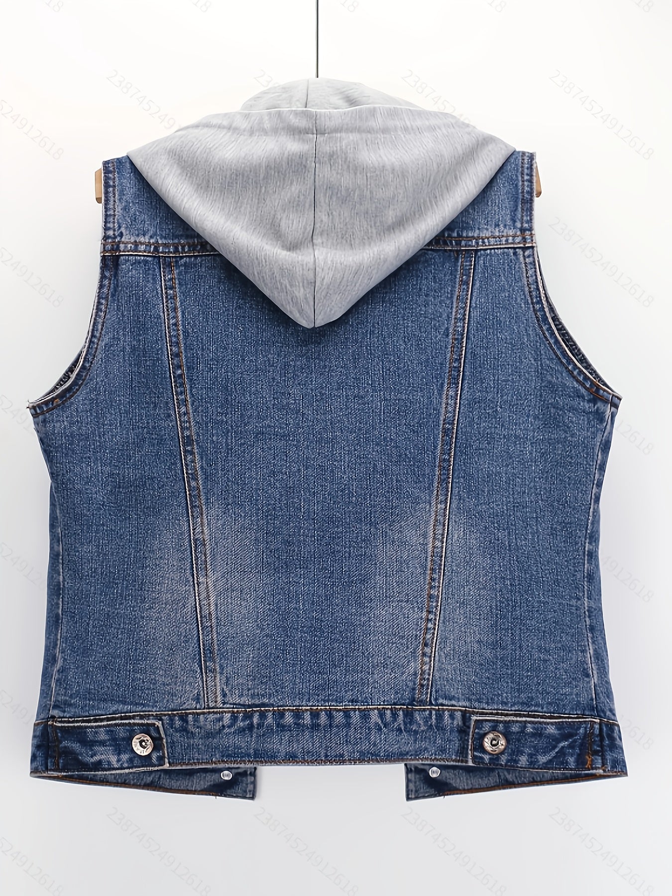 Boutique Hooded Jacket for Easy Styling with Sleeveless Cut