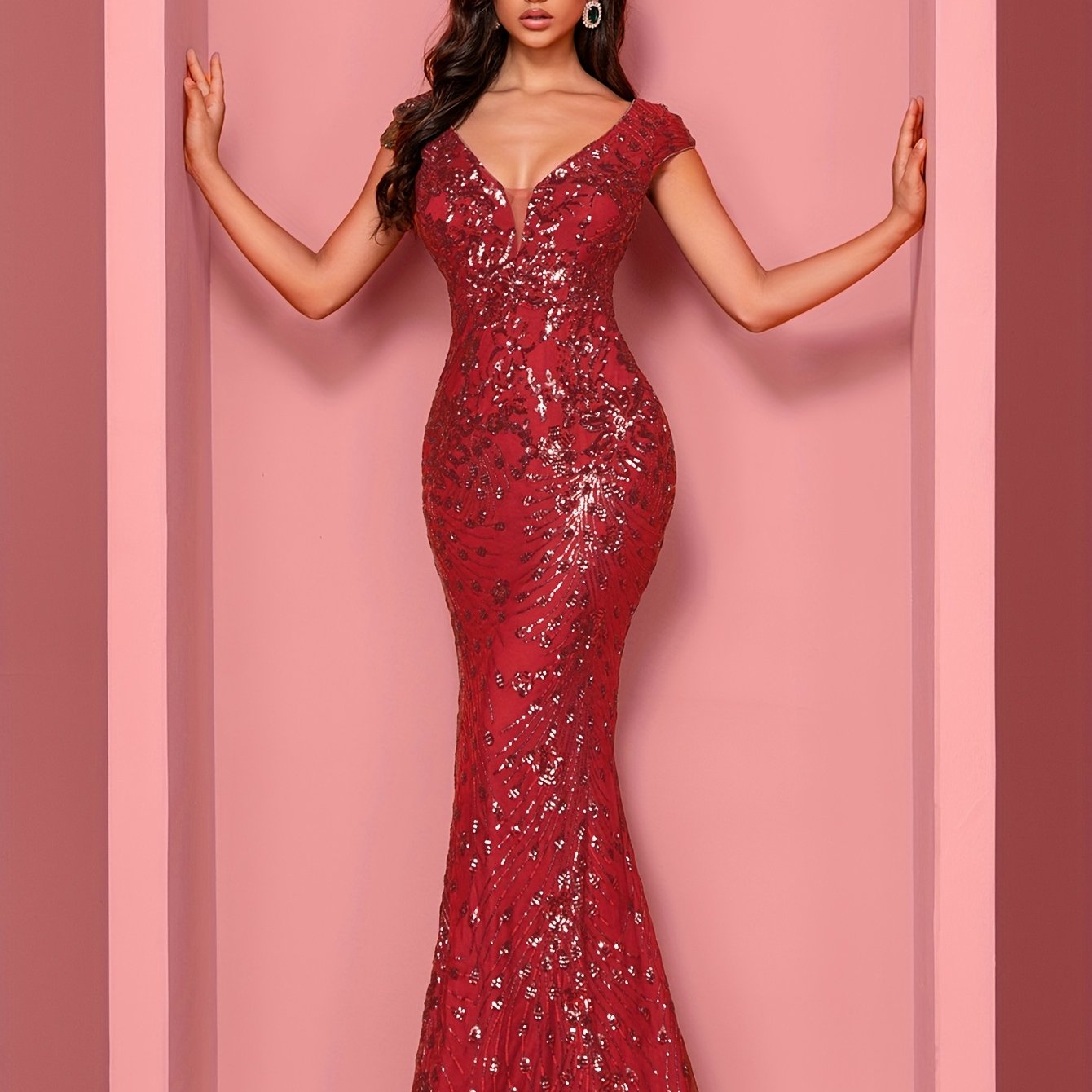 Formal Evening Gown with a Refined Everyday Fit with Floral Print