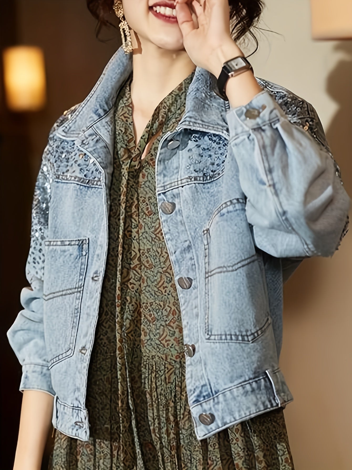 Boutique Lightweight Jacket for Easy Styling with Denim Look