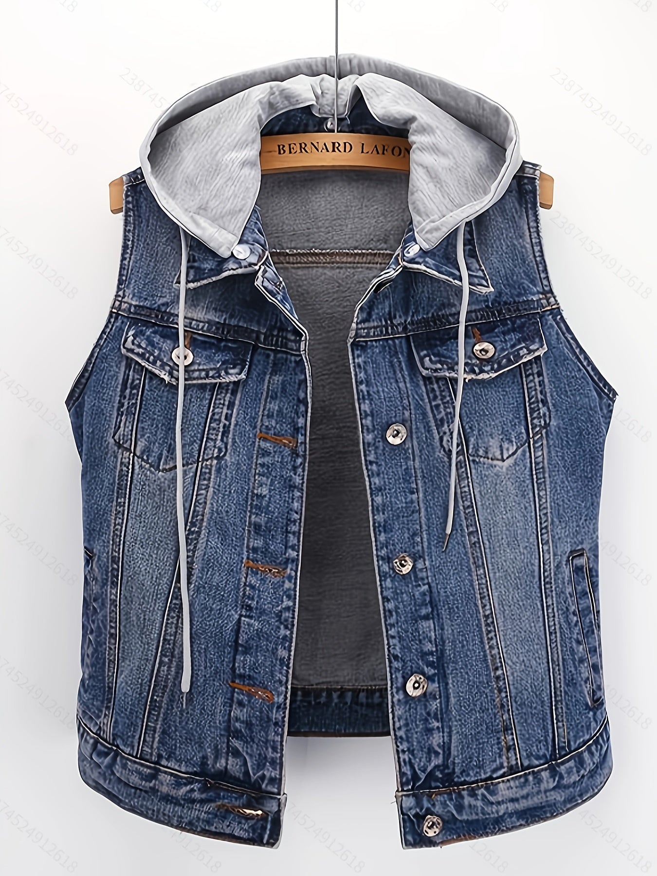 Boutique Hooded Jacket for Easy Styling with Sleeveless Cut