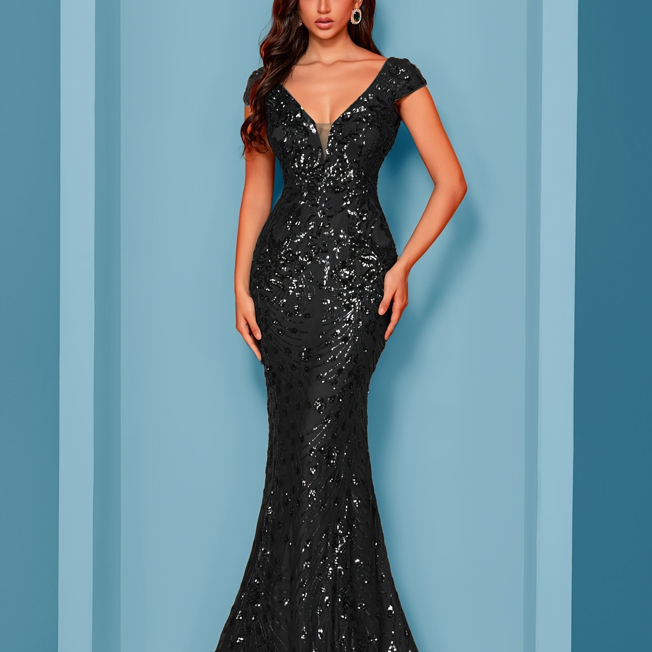 Formal Evening Gown with a Refined Everyday Fit with Floral Print