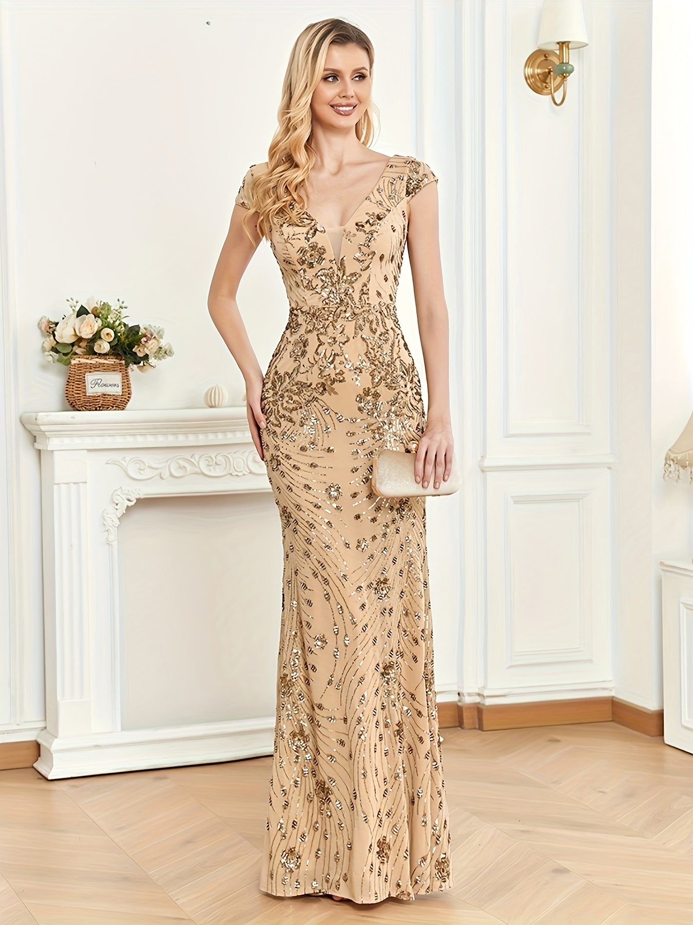 Formal Evening Gown with a Refined Everyday Fit with Floral Print