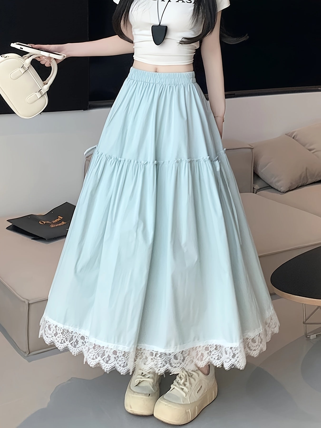 Modern Women’s Skirt for Fresh Wardrobe Looks with Lace Detail