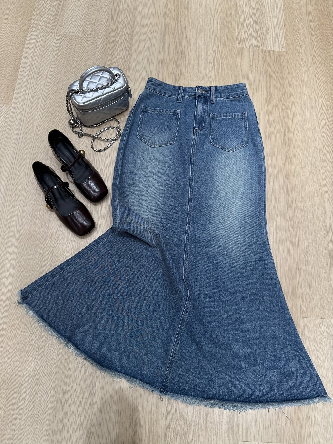 Boutique Denim Skirt for Easy Styling with Denim Look
