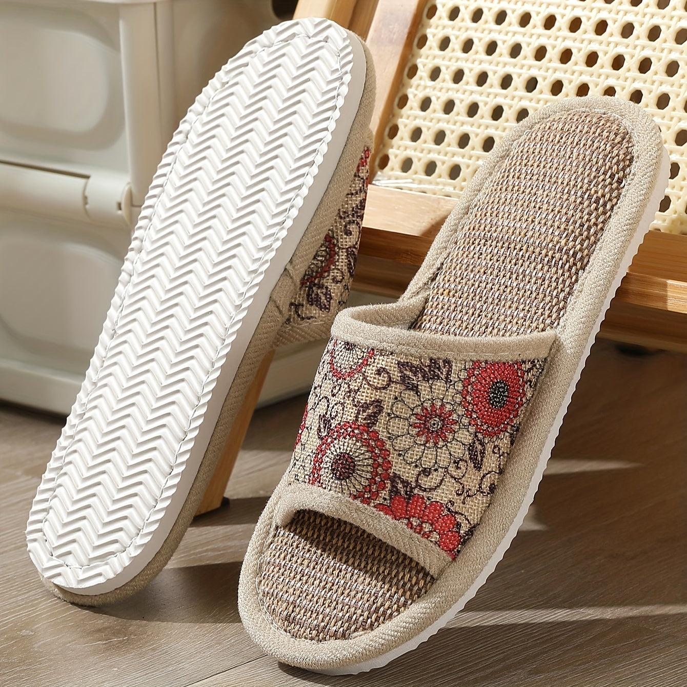Boutique Comfort Slide Slippers for Easy Styling with Floral Print