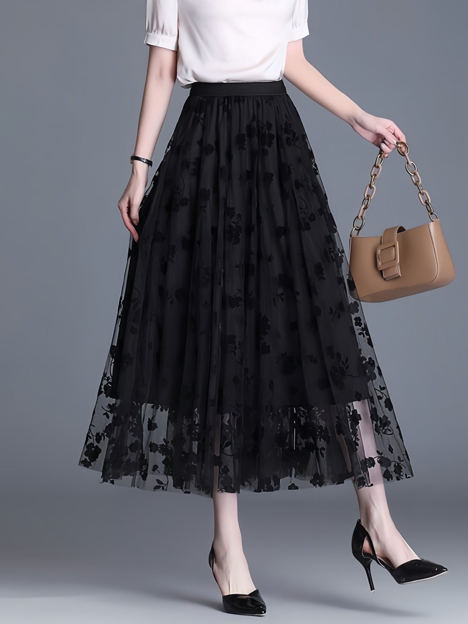 Boutique Floral Skirt for Easy Styling with Floral Print