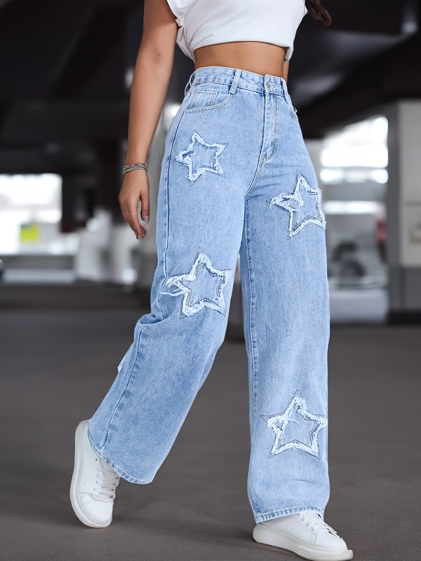 Straight-Leg Jeans for Polished Boutique Outfits with Denim Look